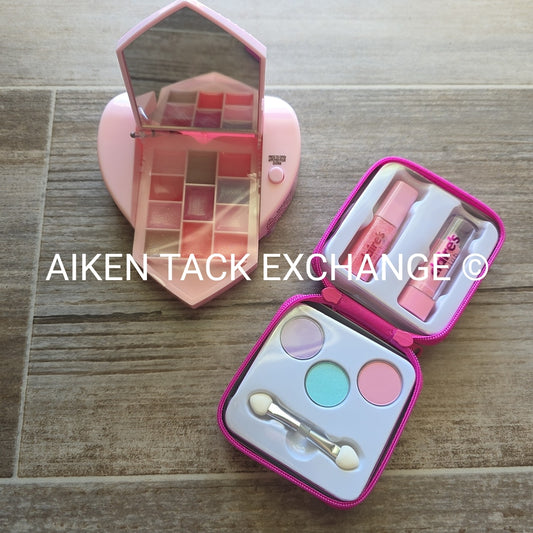 Claire's Beauty Set - 2 Small Makeup Palettes