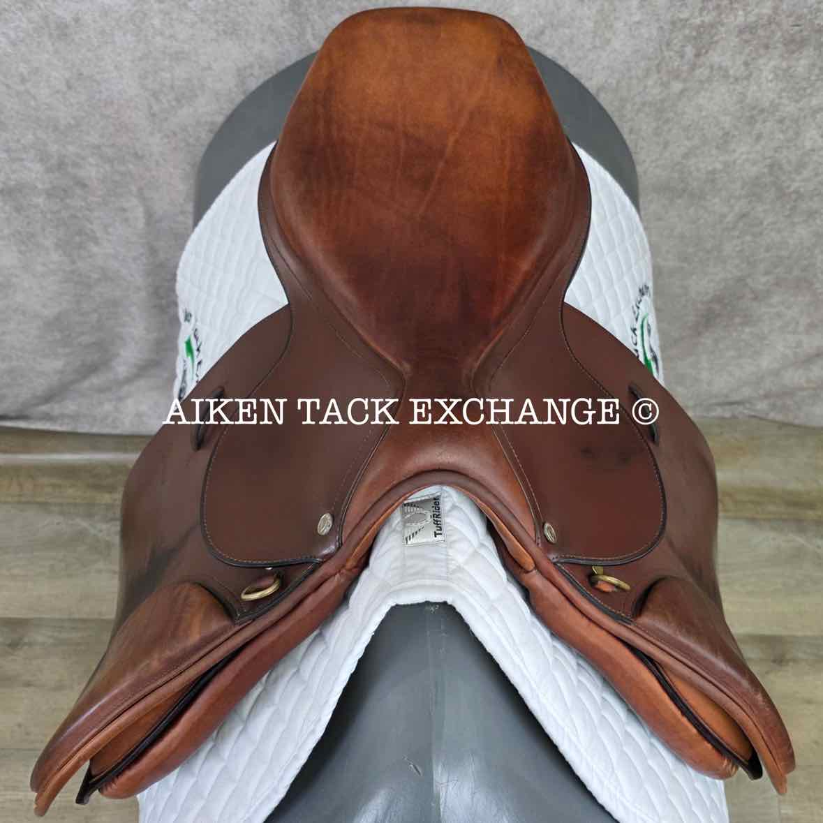 2007 Circuit by Dover Saddlery Close Contact Jump Saddle, 18" Seat, Medium Wide Tree, Foam Panels