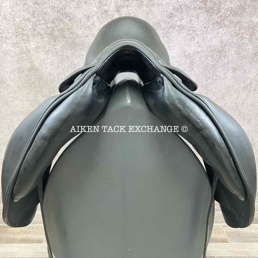 2011 Prestige Venus K Monoflap Dressage Saddle, 17" Seat, 33 Tree - MW, Wool Flocked Panels