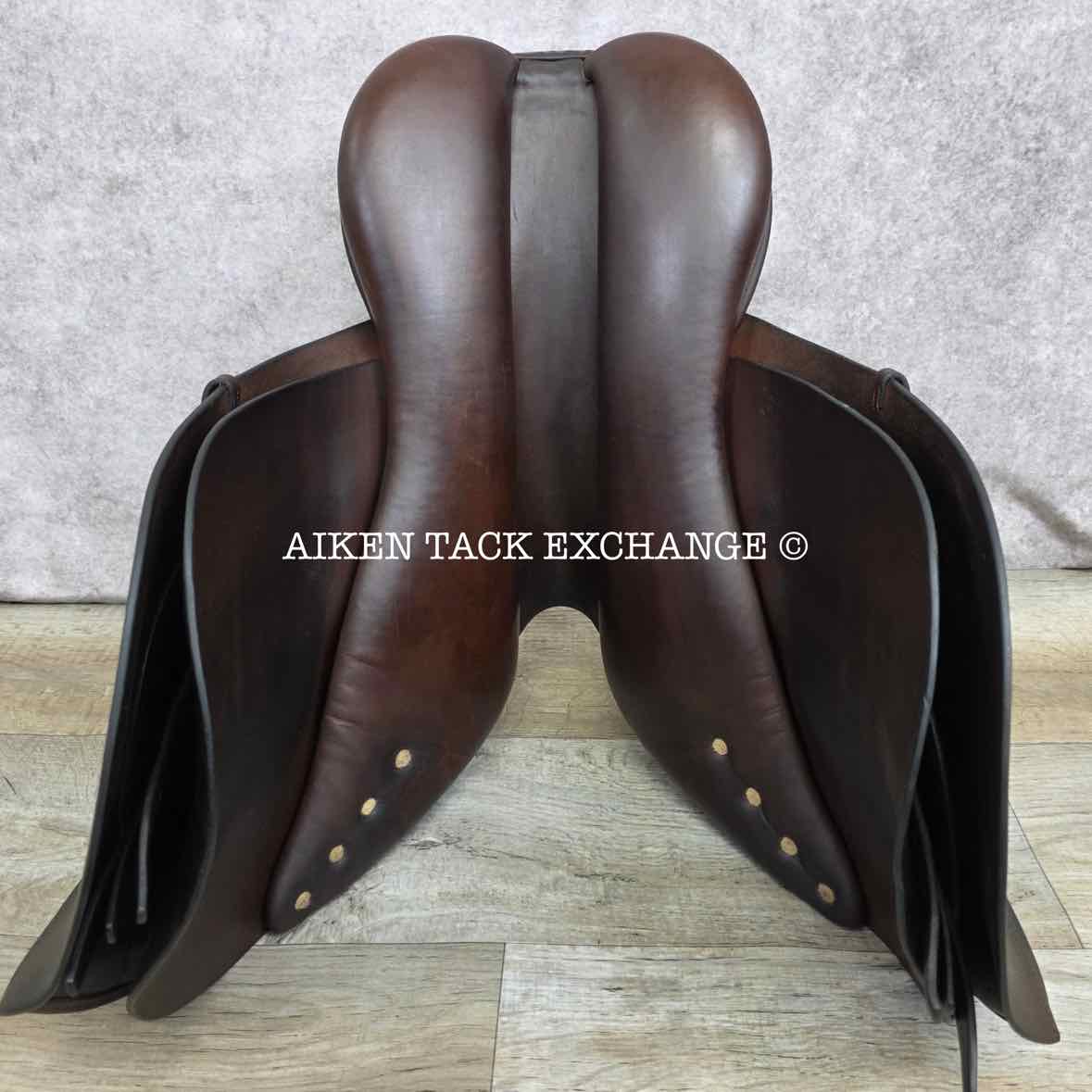 1999 Stackhouse Close Contact Jump Saddle, 17" Seat, Narrow Tree