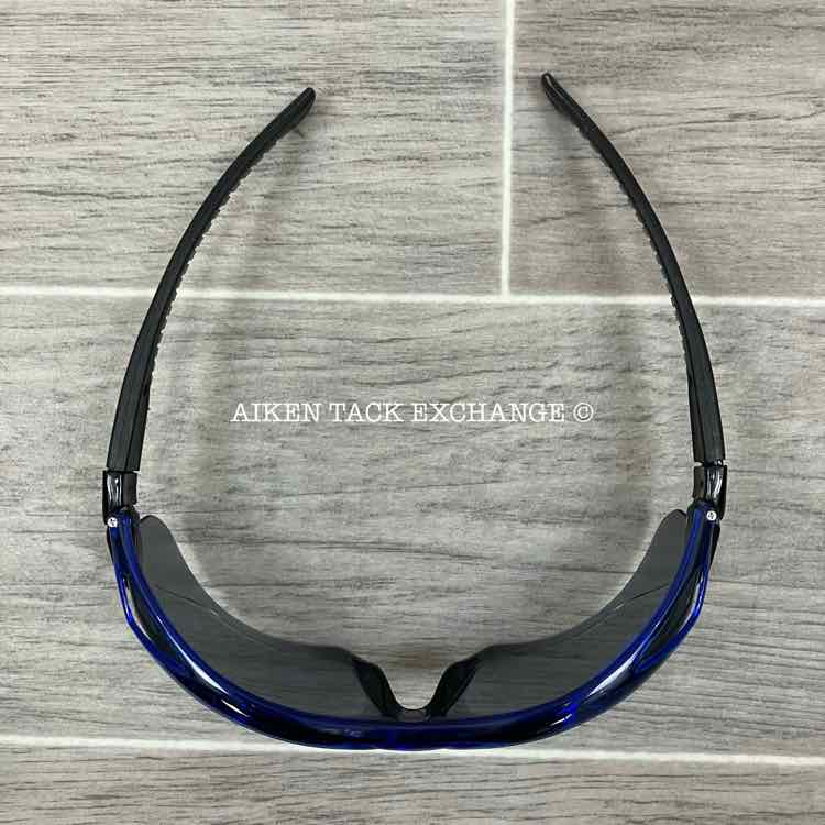 Tipperary Adult Sunglasses w/ Case