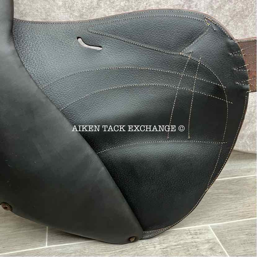 **SOLD** 2022 Arion Atlas Cross Country Monoflap Jump Saddle, 17.5" Seat, 2A Flap, Medium Wide Tree, Foam Panels, Full Buffalo Leather