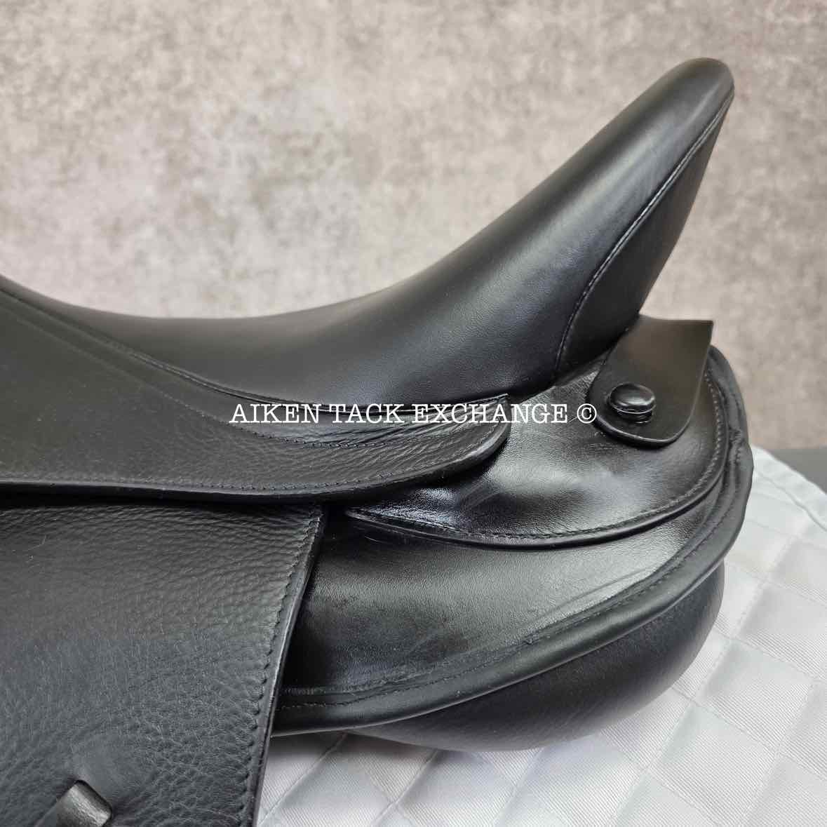 Kieffer Brugge Dressage Saddle, 18" Seat, Medium Tree
