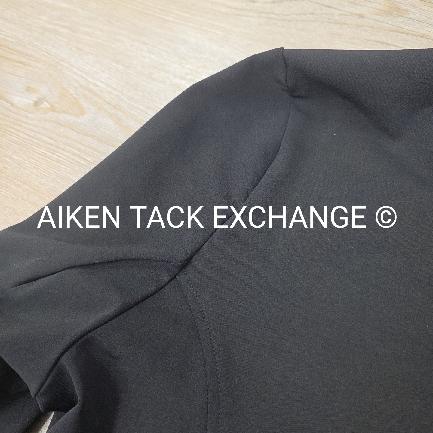 TuffRider Raleigh Show Coat, Size Medium