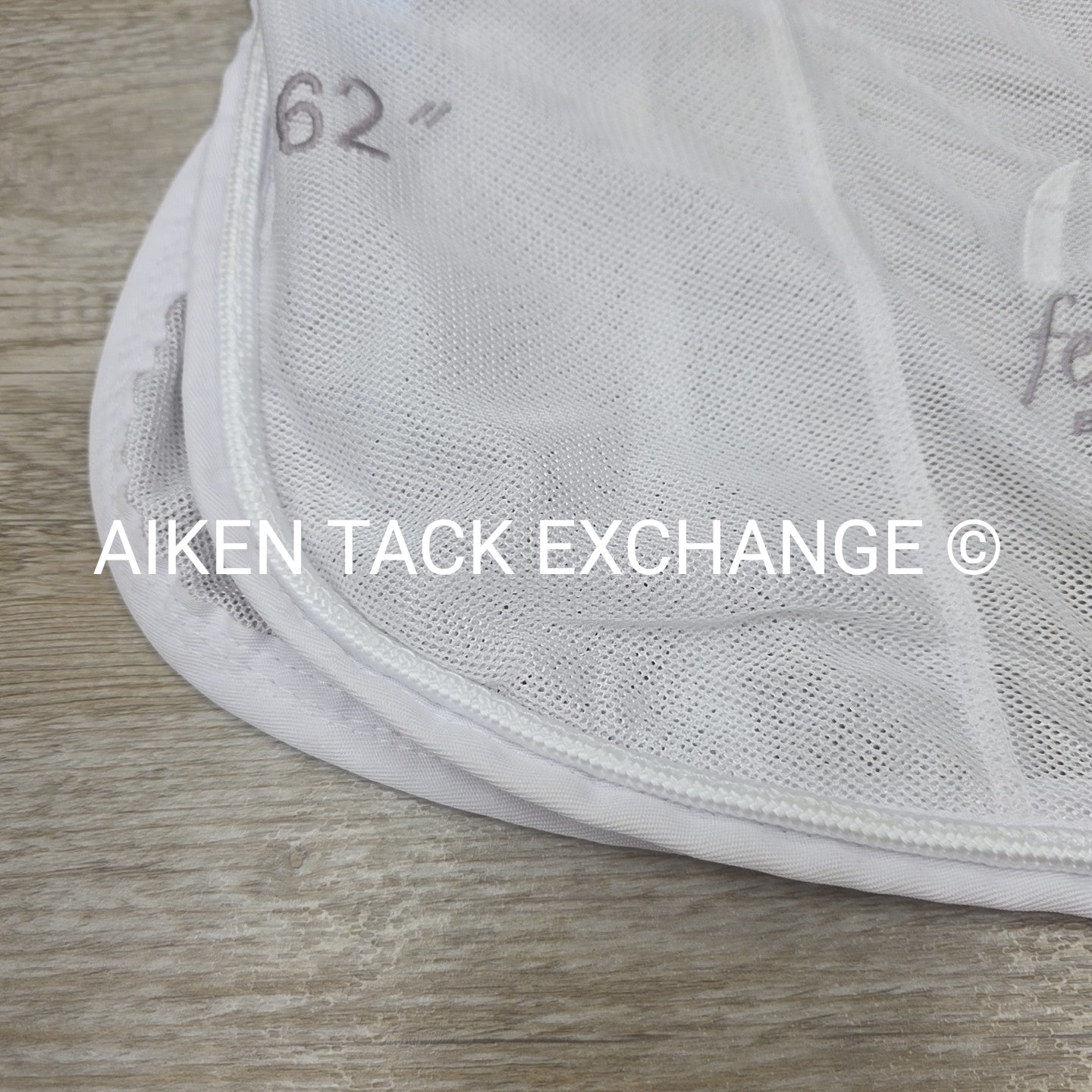 Fenwick Equestrian BodyGuard Mesh Cooler, White (has some marks) 62"