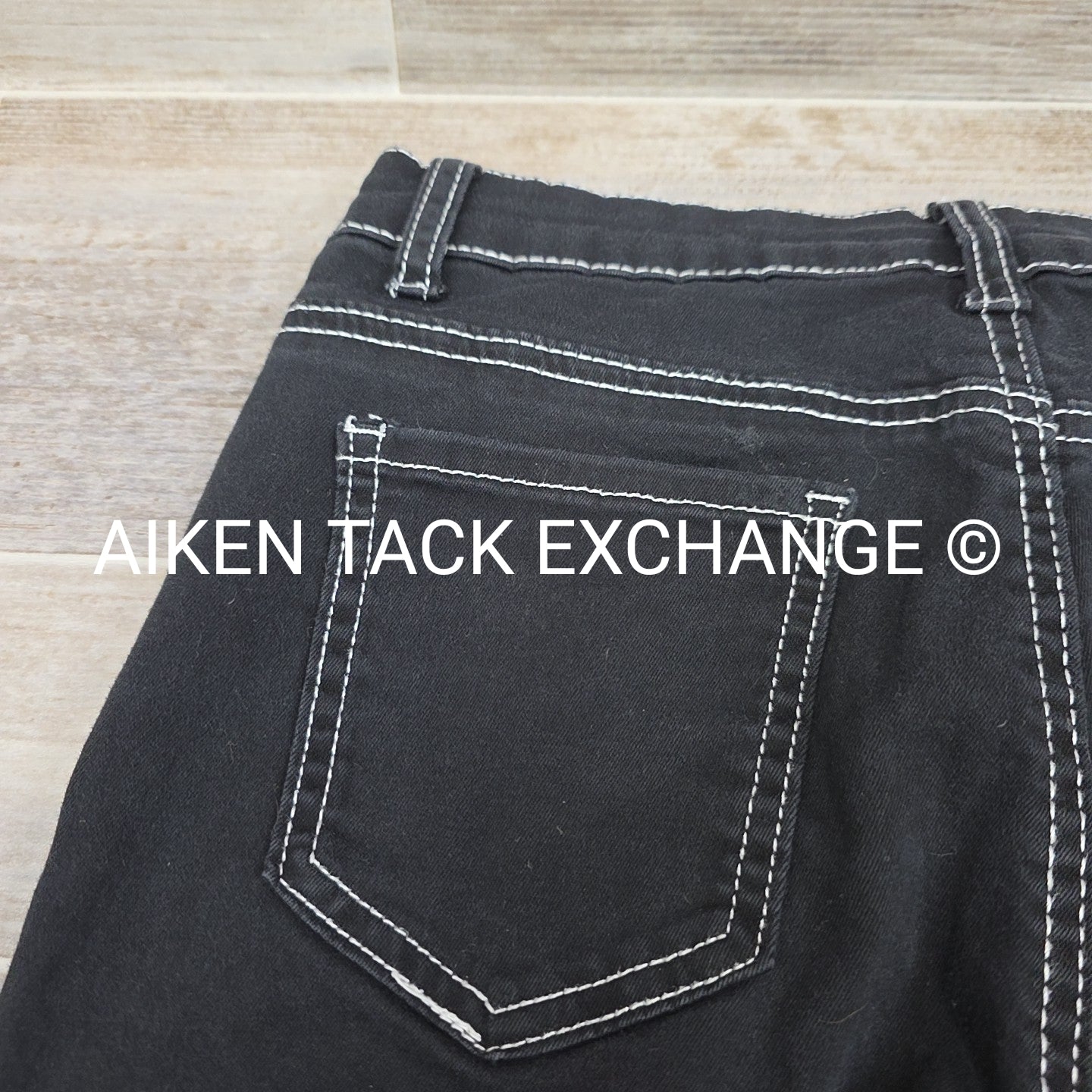 White Stitched Stretchy Jeans, Women's Medium