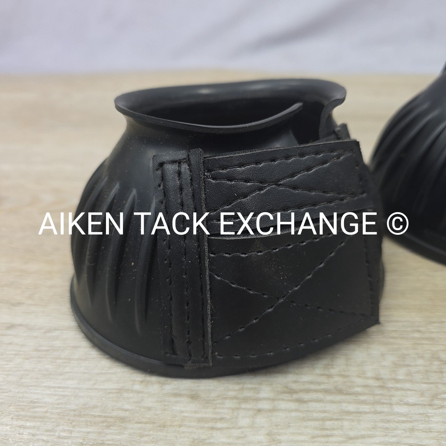 Tough1 Heavy Duty Rubber Bell Boots, Size Medium