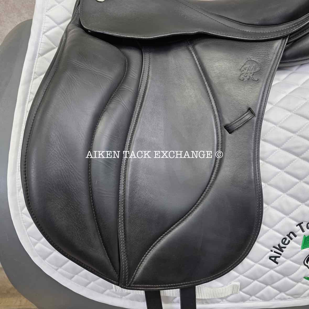 2015 MacRider Lexington Dressage Saddle, 17.5" Seat, Medium Tree, Wool Flocked Panels