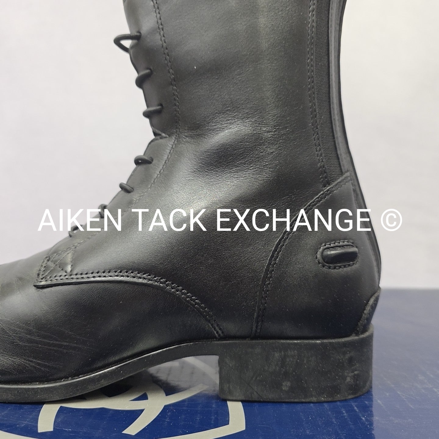 Ariat Heritage Contour II Field Boots, Size 9 B, Medium Height, Extra Wide Calf