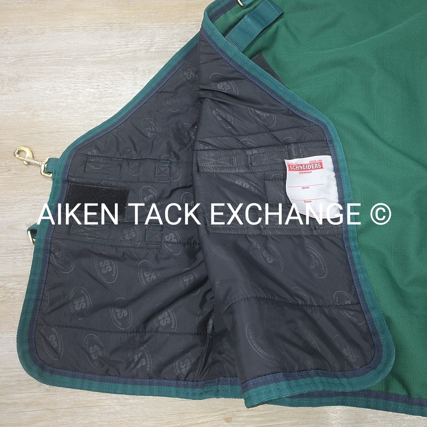 Schneiders ArmorFlex Challenger Cutback Medium Weight Turnout Blanket, 76"