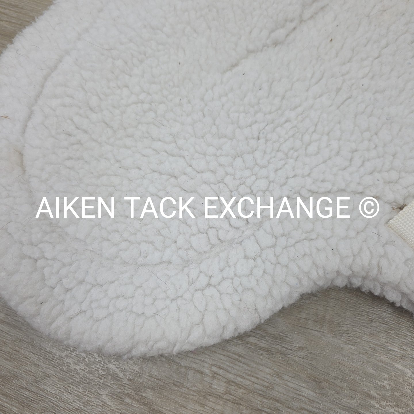 Toklat Medallion Contour Fleece Saddle Pad