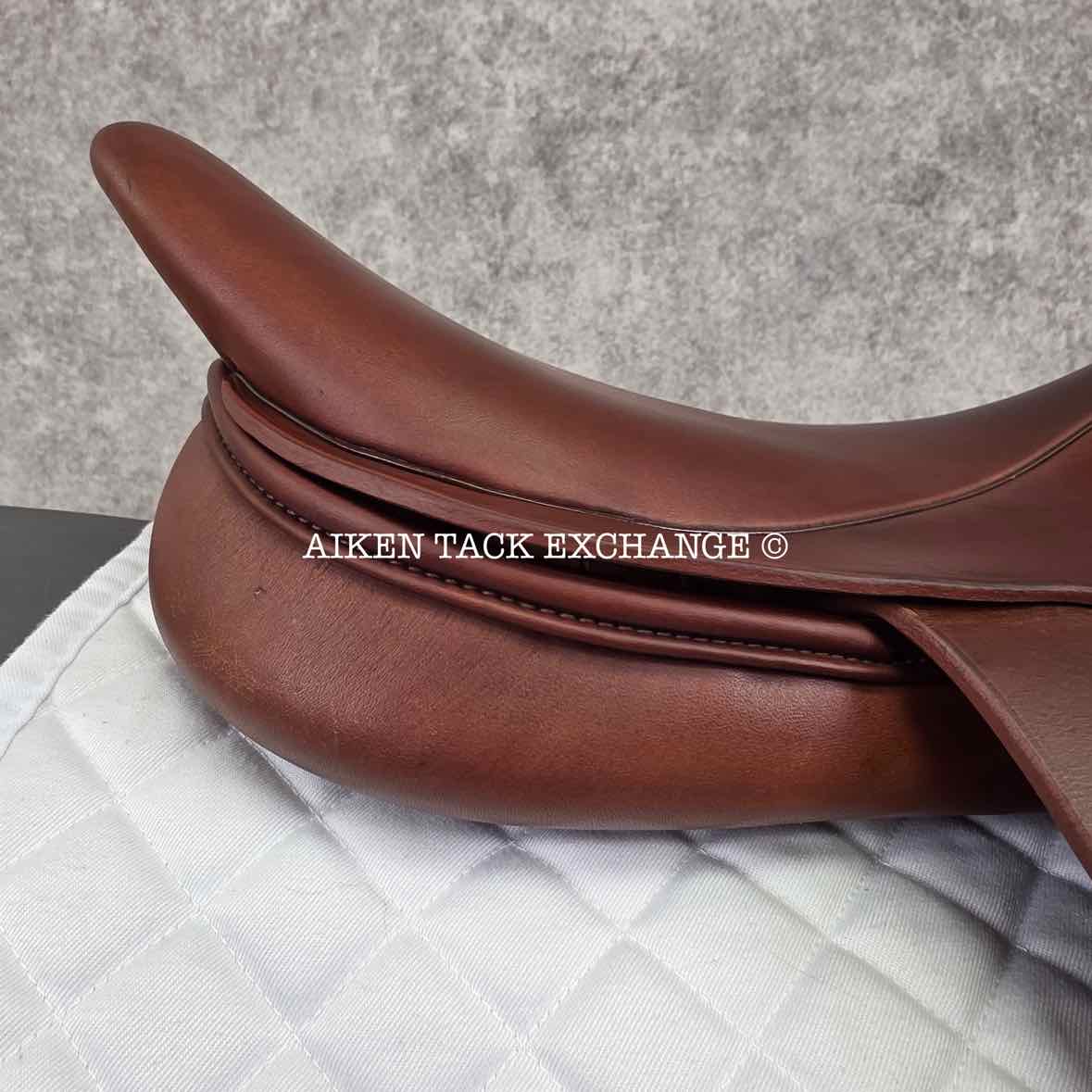 Thornhill Pro-Trainer 24K Platinum Series Close Contact Jump Saddle, 16.5" Seat, Medium Tree, Foam Panels