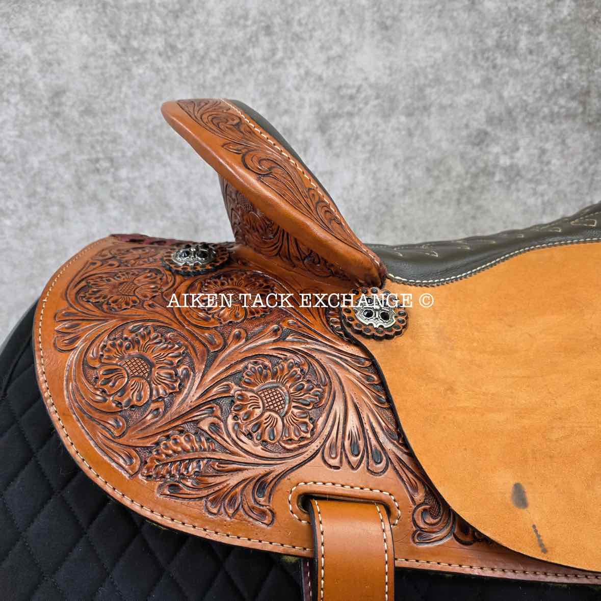 Circle J Western Saddle, 17" Seat, Regular Tree - Semi QH Bars