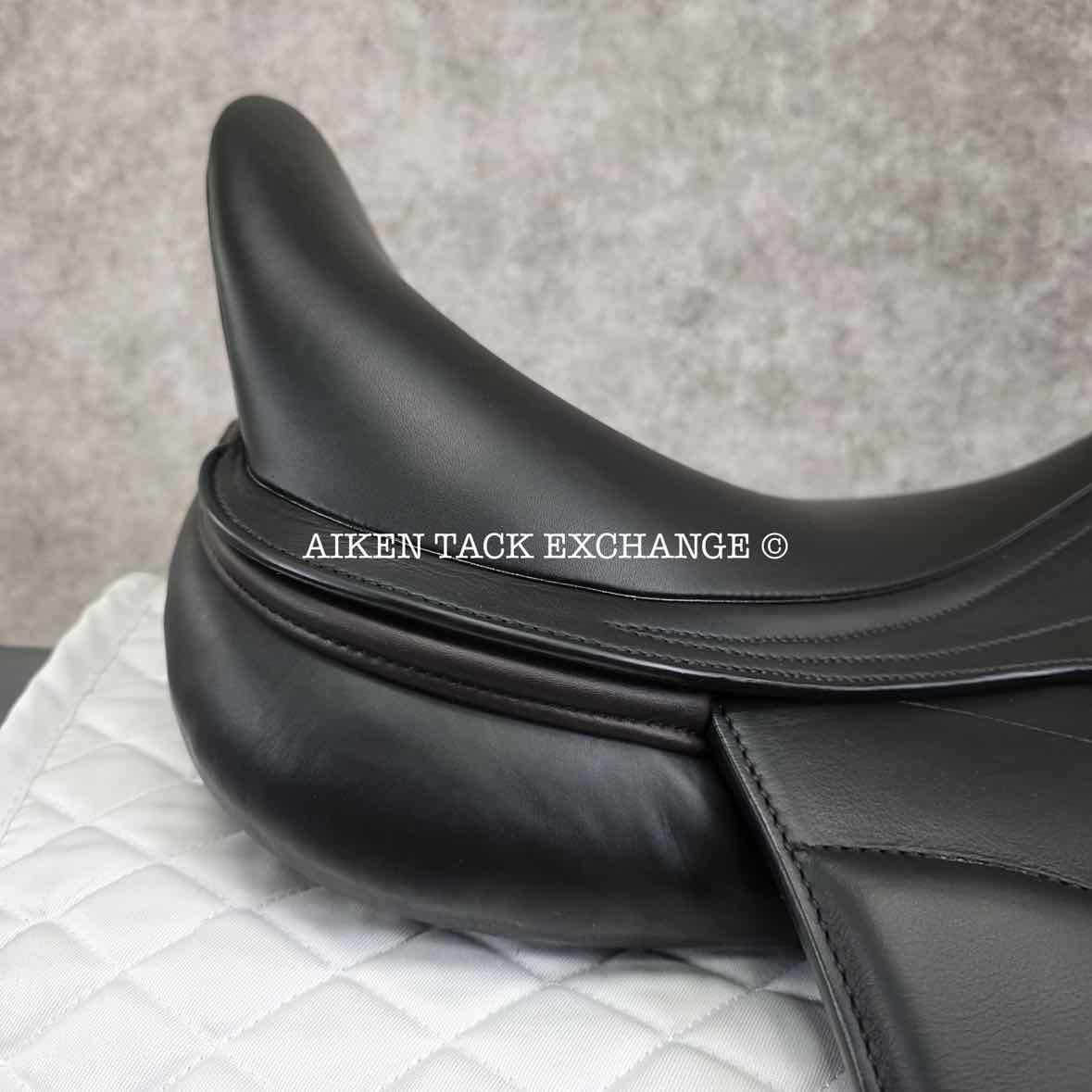 2023 Amerigo Cervia Siena Pinerolo Monoflap Dressage Saddle, 18" Seat, Tree, Wide Tree, Wool Flocked Panels