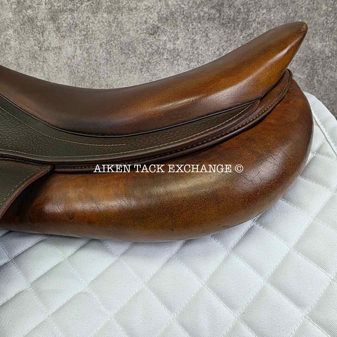 **SOLD** 2013 Meyer Act 1 Close Contact Jump Saddle, 18" Seat, Medium Tree, Foam Panels