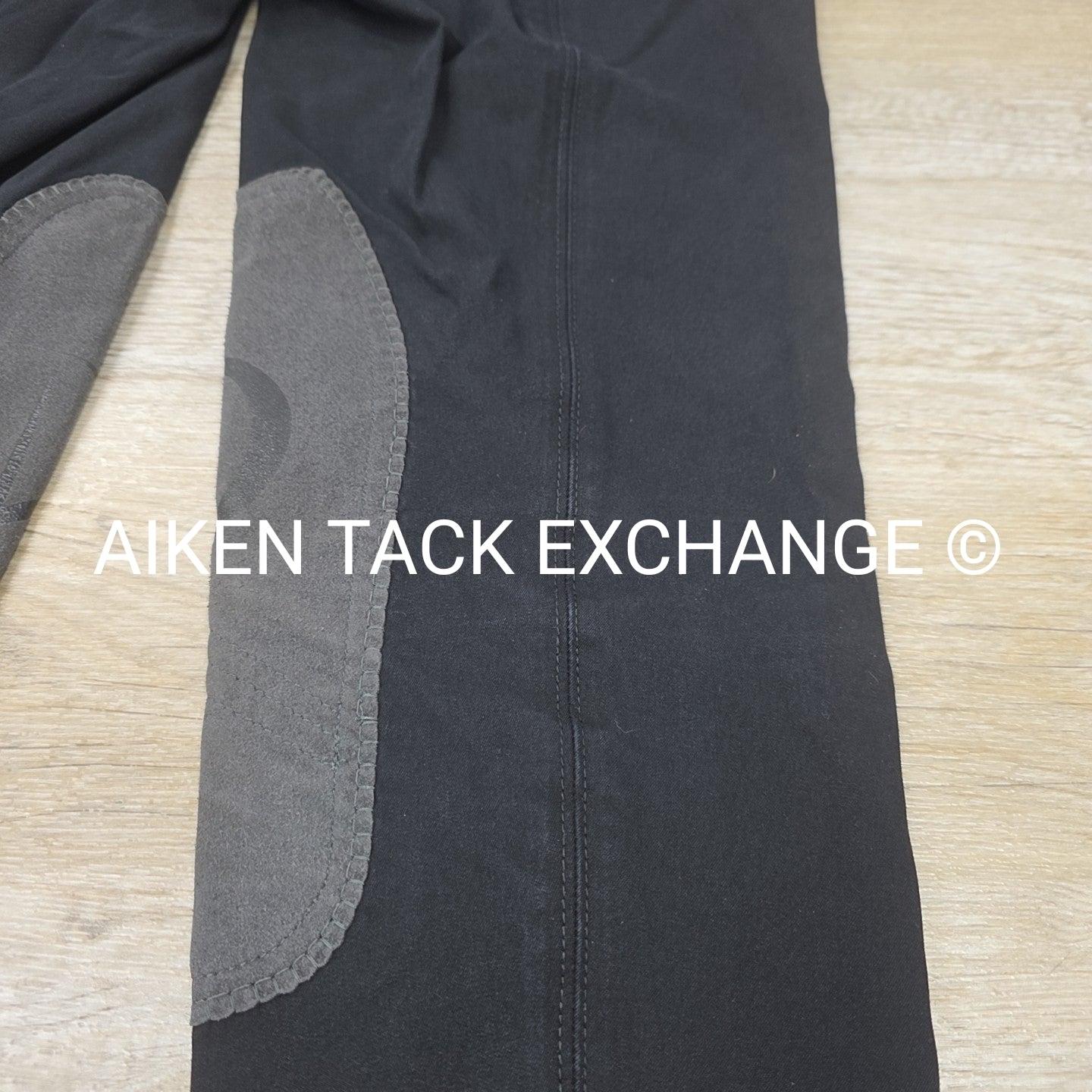Devon-Aire Knee Patch Breeches, Size 30