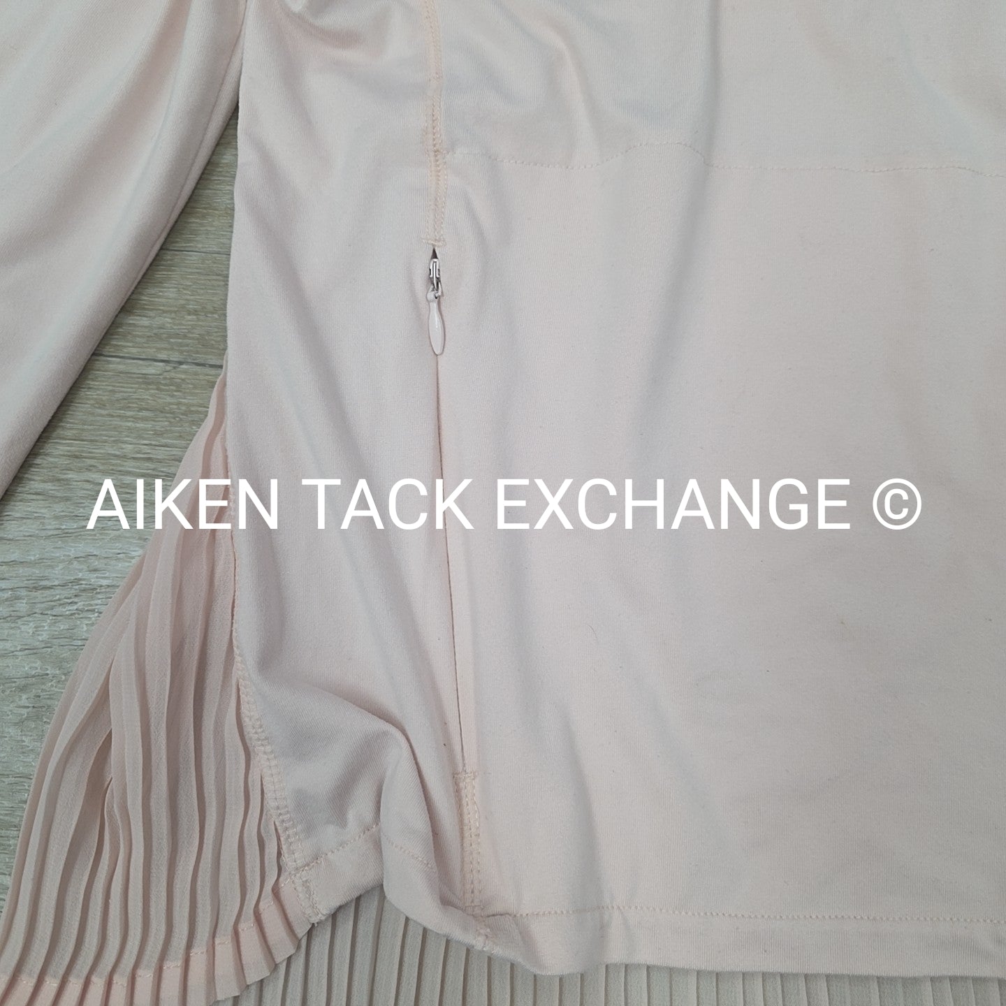 Dover Saddlery Long Sleeve Top, Size Medium