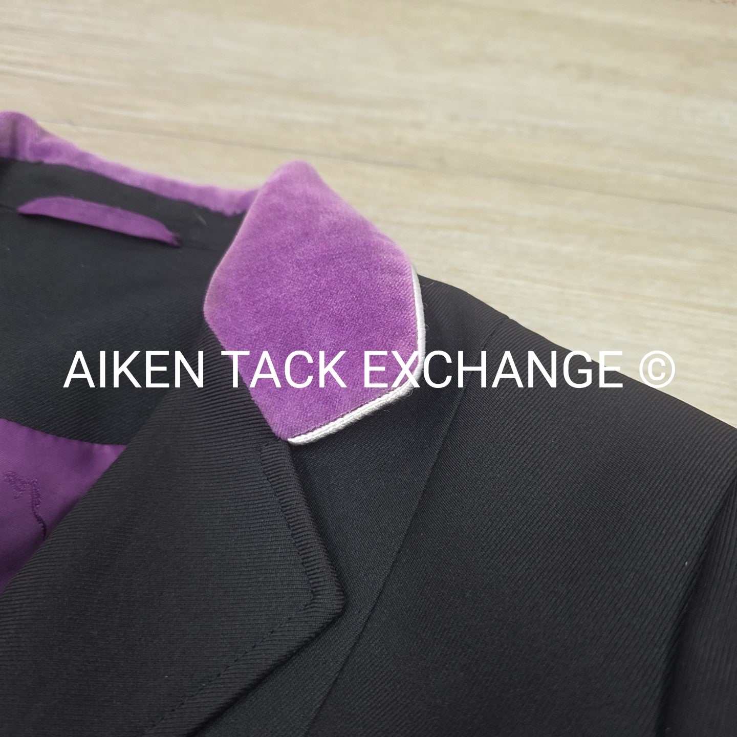 Shires Henley Dressage Show Coat, Size US 4 (Missing 1 Button)