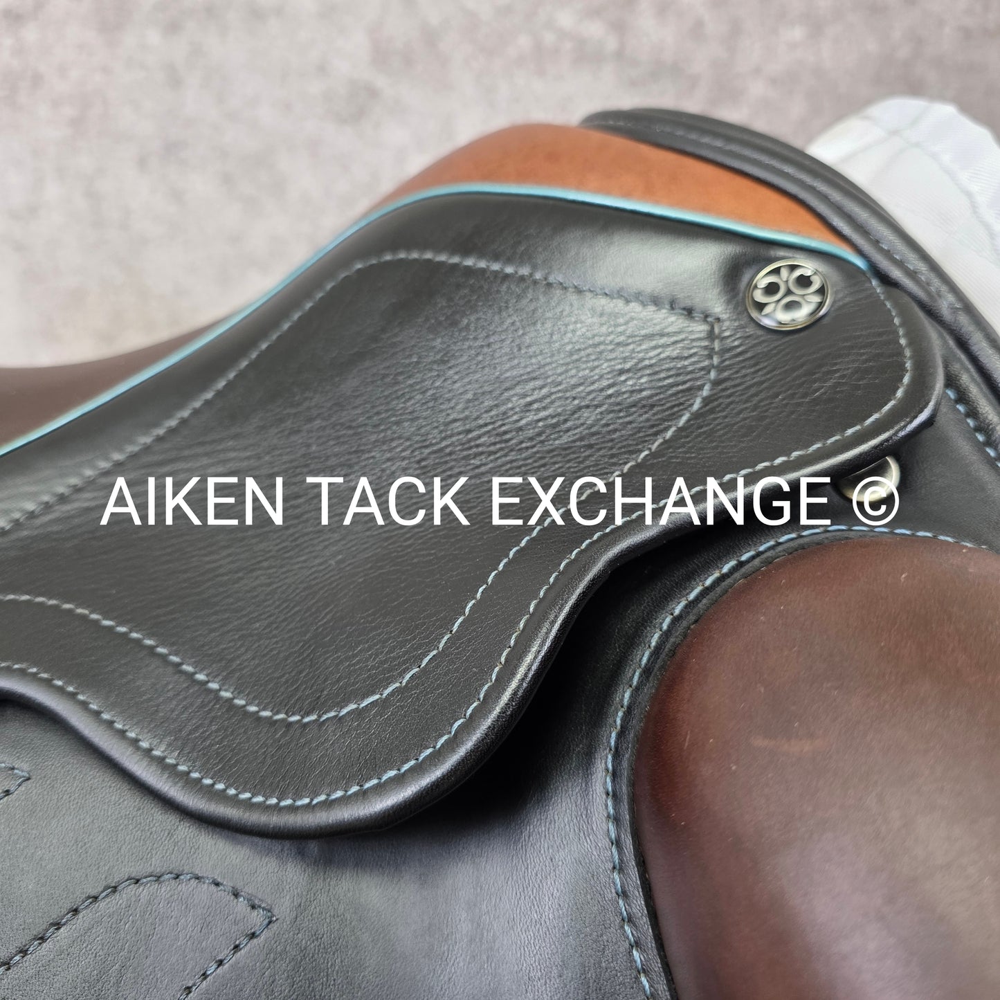 2019 Trilogy Allegiance Monoflap Dressage Saddle, 18" Seat, Medium Wide Tree, Wool Flocked Panels