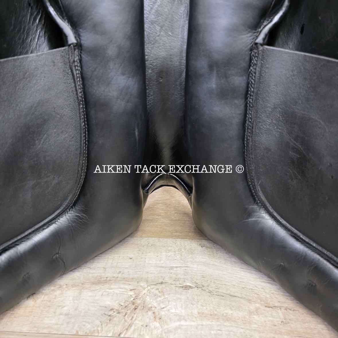 Zaldi Luso Deluxe Portuguese Dressage Saddle, 17" Seat, M/MW Tree, Wool Flocked Panels, Comes with Matching Tack & Accessories