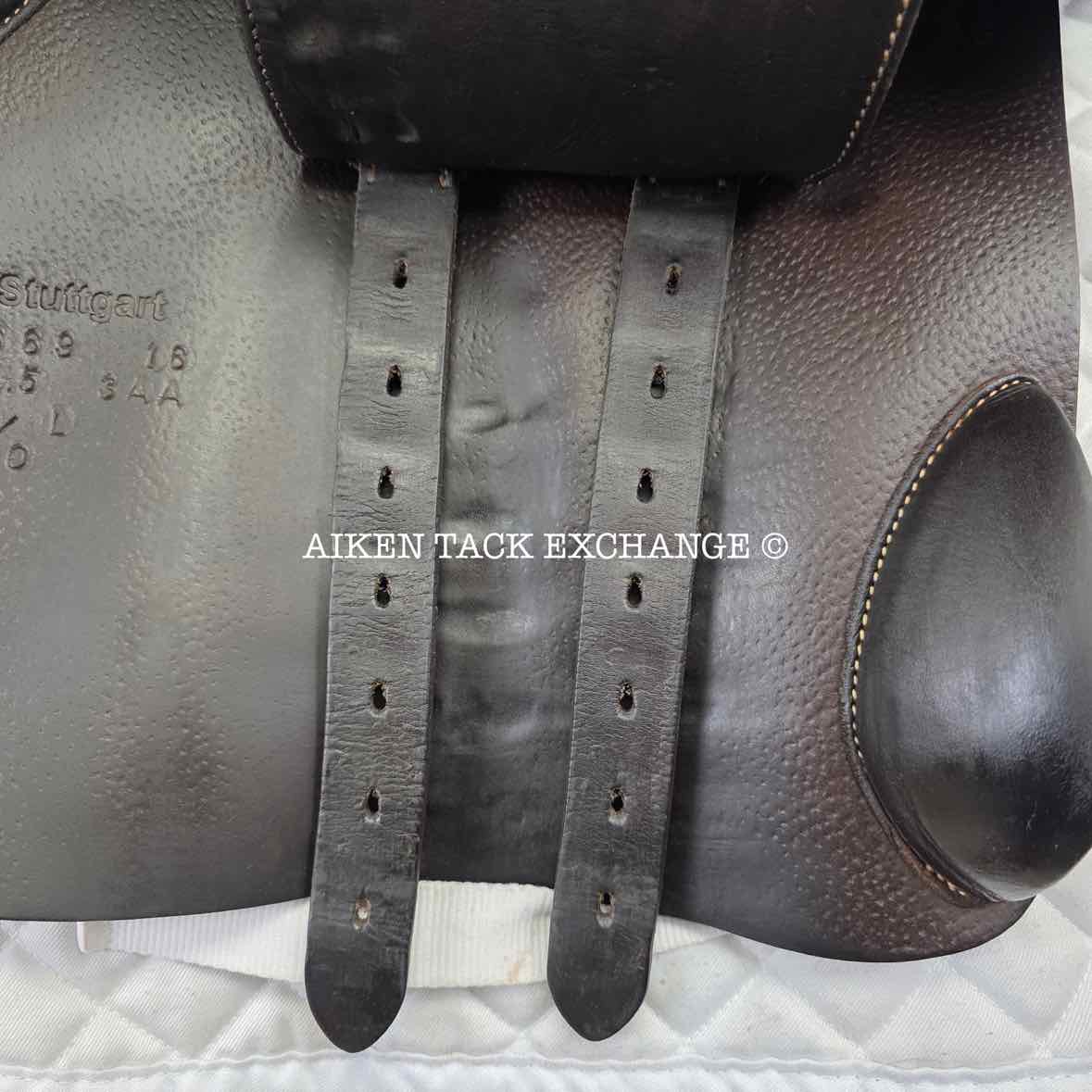 2015 Voltaire Stuttgart Jump Saddle, 17.5" Seat, 3AA Flap, Medium Wide Tree, PRO Panels, Full Buffalo Leather