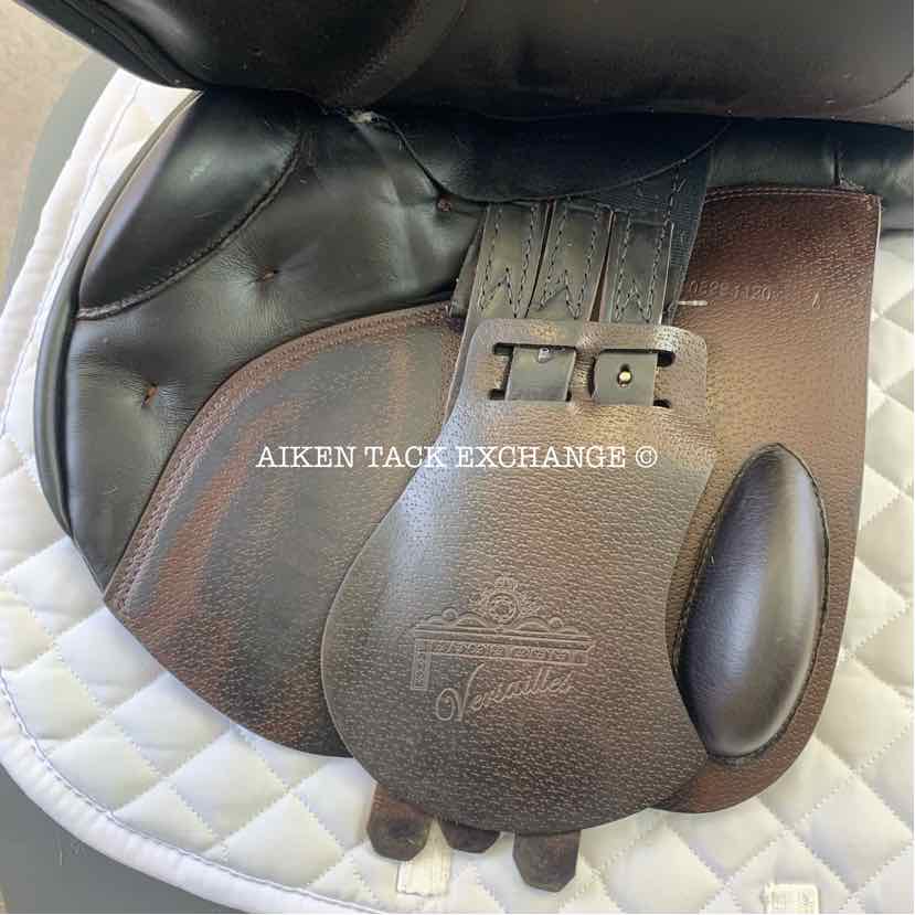 **SOLD** 2020 Prestige Versailles Close Contact Jump Saddle, 16" Seat, 34 Tree - M/MW, Wool Flocked Panels