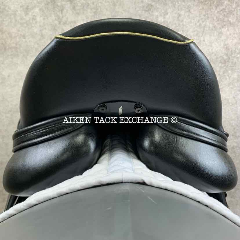 2021 Aviar Rook 1.0 Monoflap Dressage Saddle, 17.5" Seat, Adjustable Flex Tree, Foam Panels