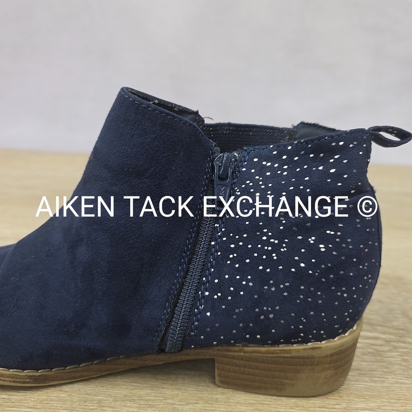 Old Navy Chelsey Boots, Kid's 3