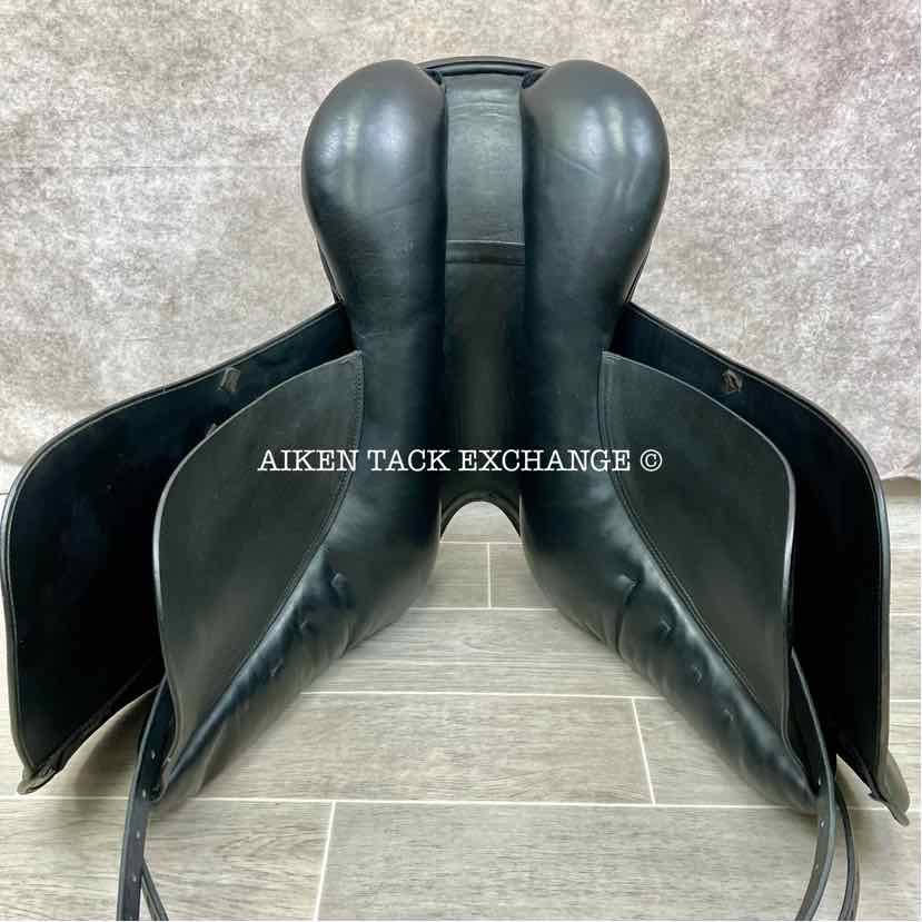 2000 Prestige Dressage 2000 Saddle, 18" Seat, 33 Tree - MW, Wool Flocked Panels