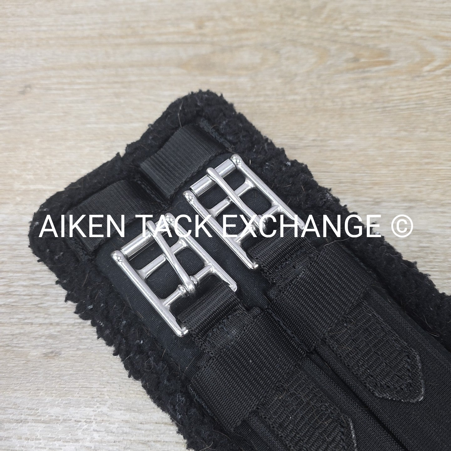 Lettia CoolMax Fleece Girth, Black, 30"