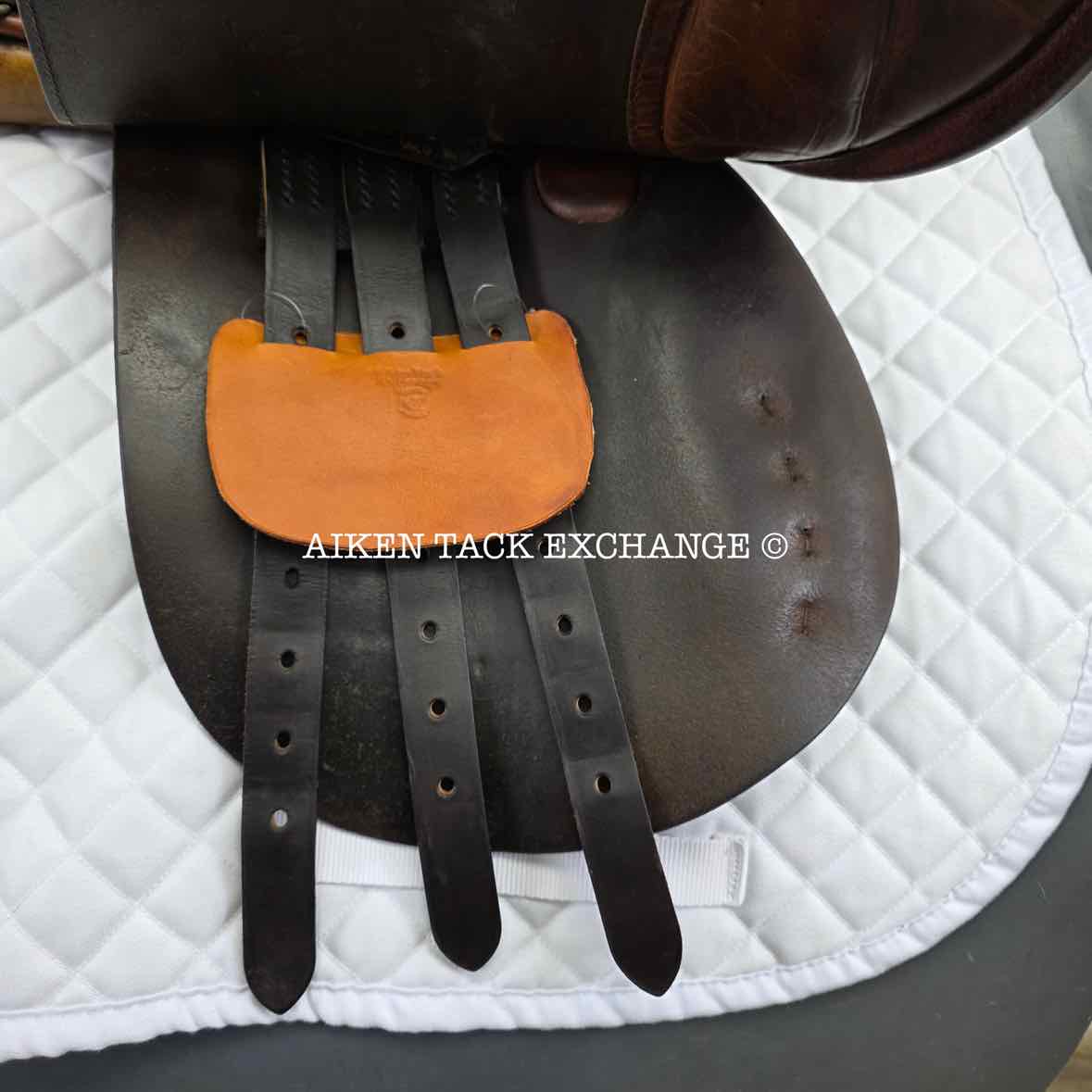 Beval LTD Close Contact Saddle, 15" Seat, Medium Narrow Tree, Foam Panels