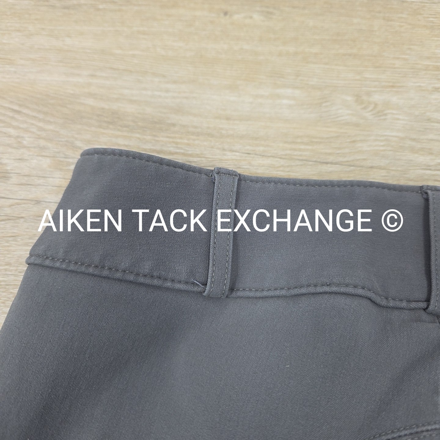 Tailored Sportsman Front Zip Trophy Hunter Knee Patch Breeches, Size 14