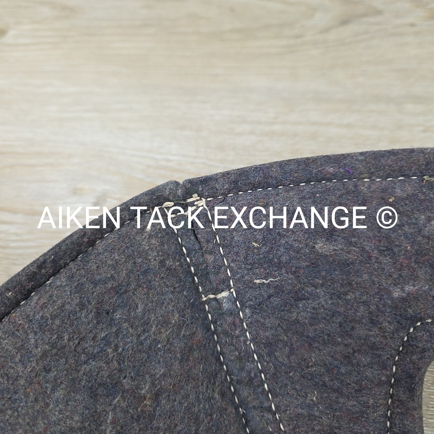 Maycraft Felt & Leather Trailer Head Bumper