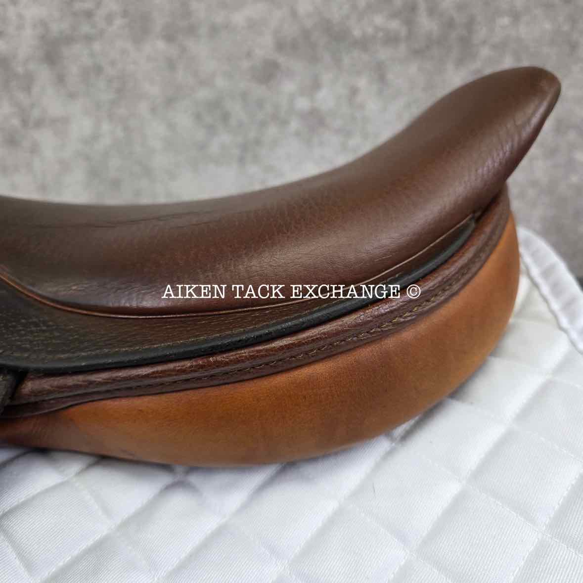 Crosby Miller's Prix Des Nations Close Contact Saddle, 17.5" Seat, Medium Tree, Foam Panels