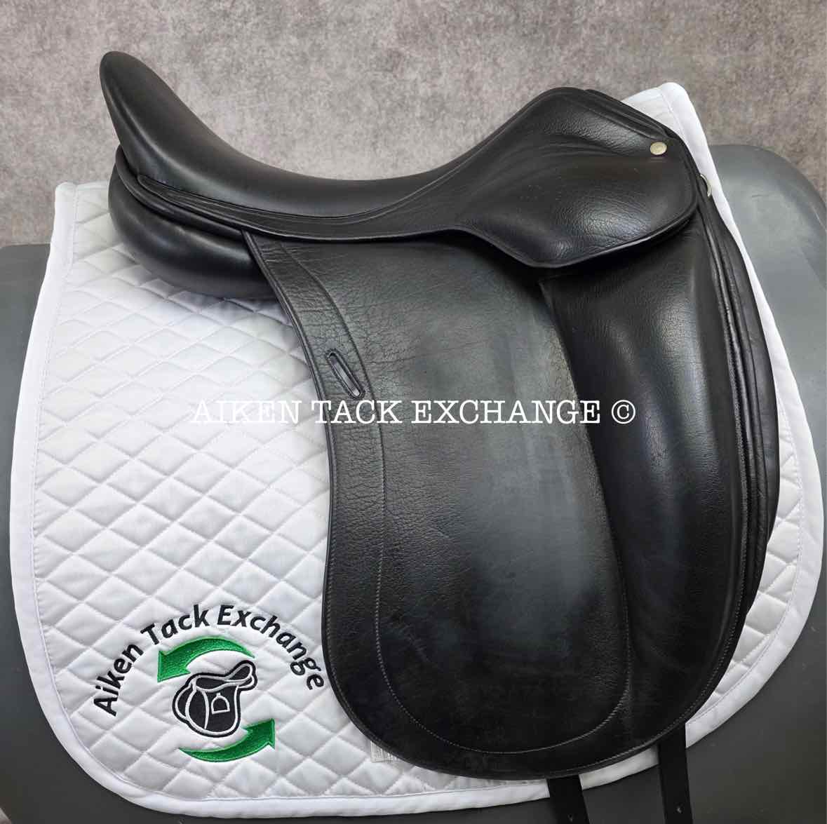 1999 Childeric DAC Monoflap Dressage Saddle, 18" Seat, 3 Flap, Wide Tree, Foam Panels