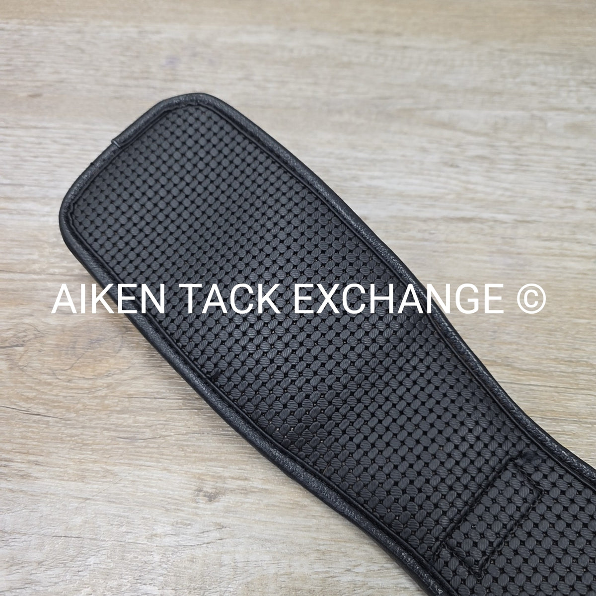 Ovation Airform Chafeless Dressage Girth, Black, 26"