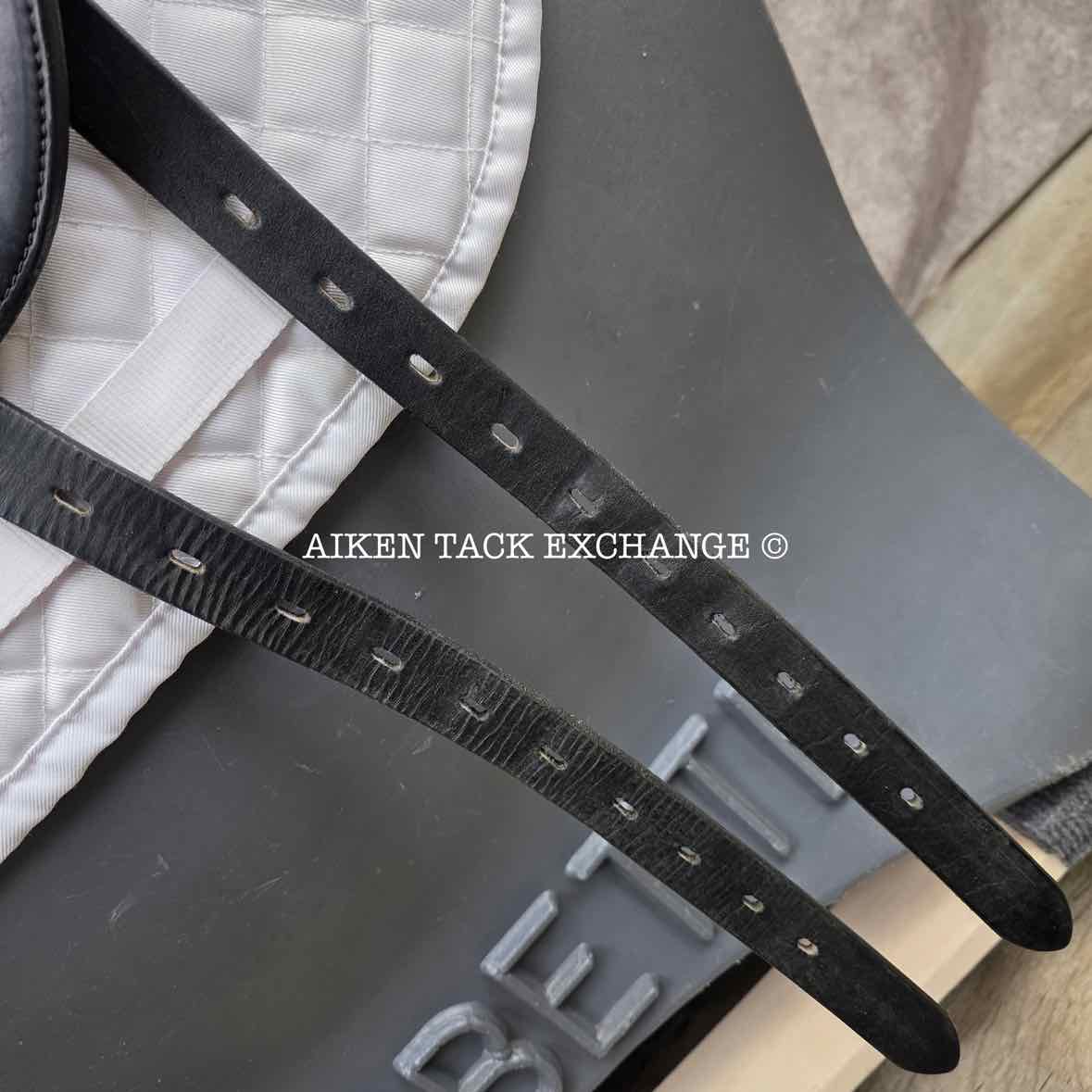 2016 Equipe Olympia Monoflap Dressage Saddle, 17.5" Seat, Medium Wide/Wide Tree, Foam Panels