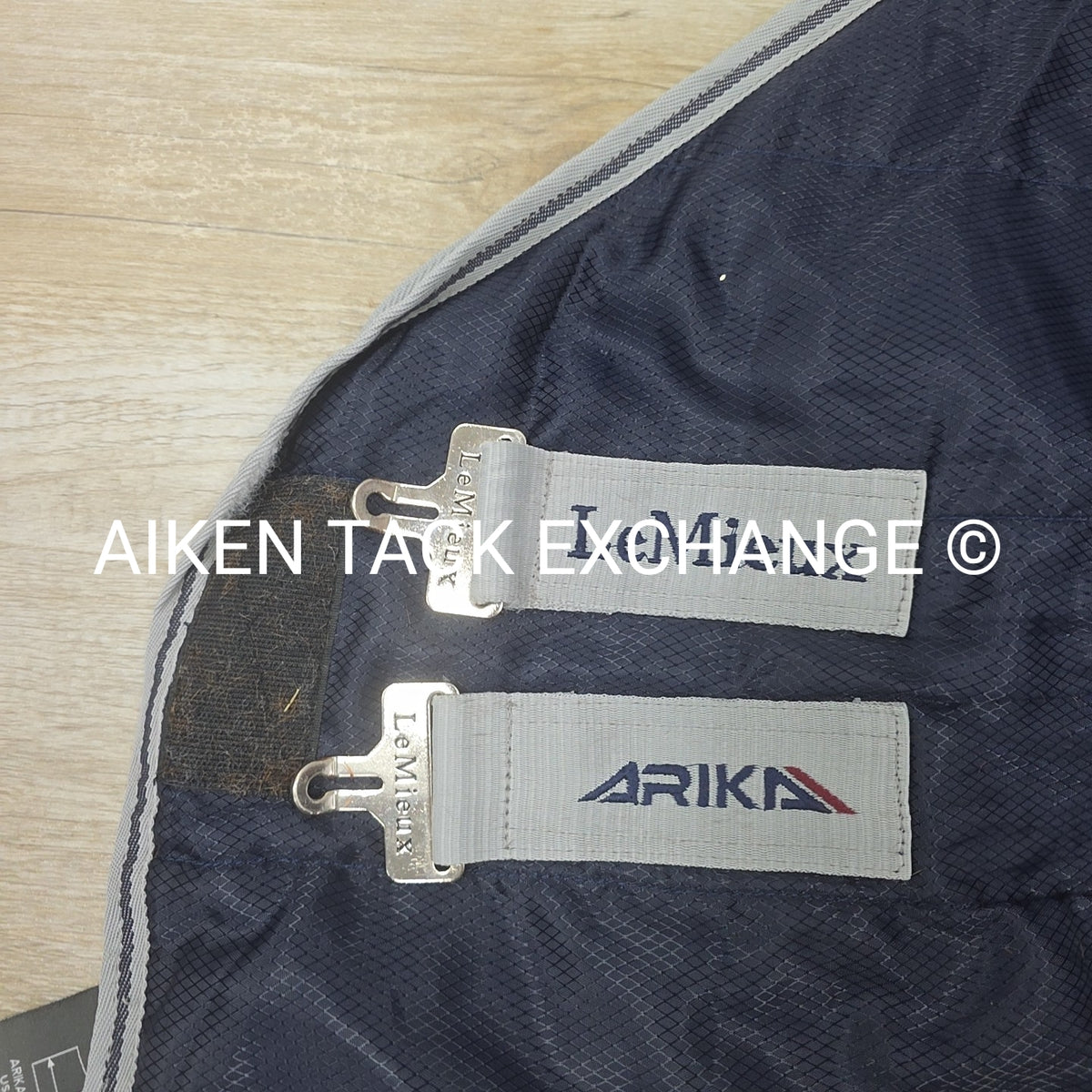 LeMieux Arika 100g fil Stable-Tek Rug, Size 81"