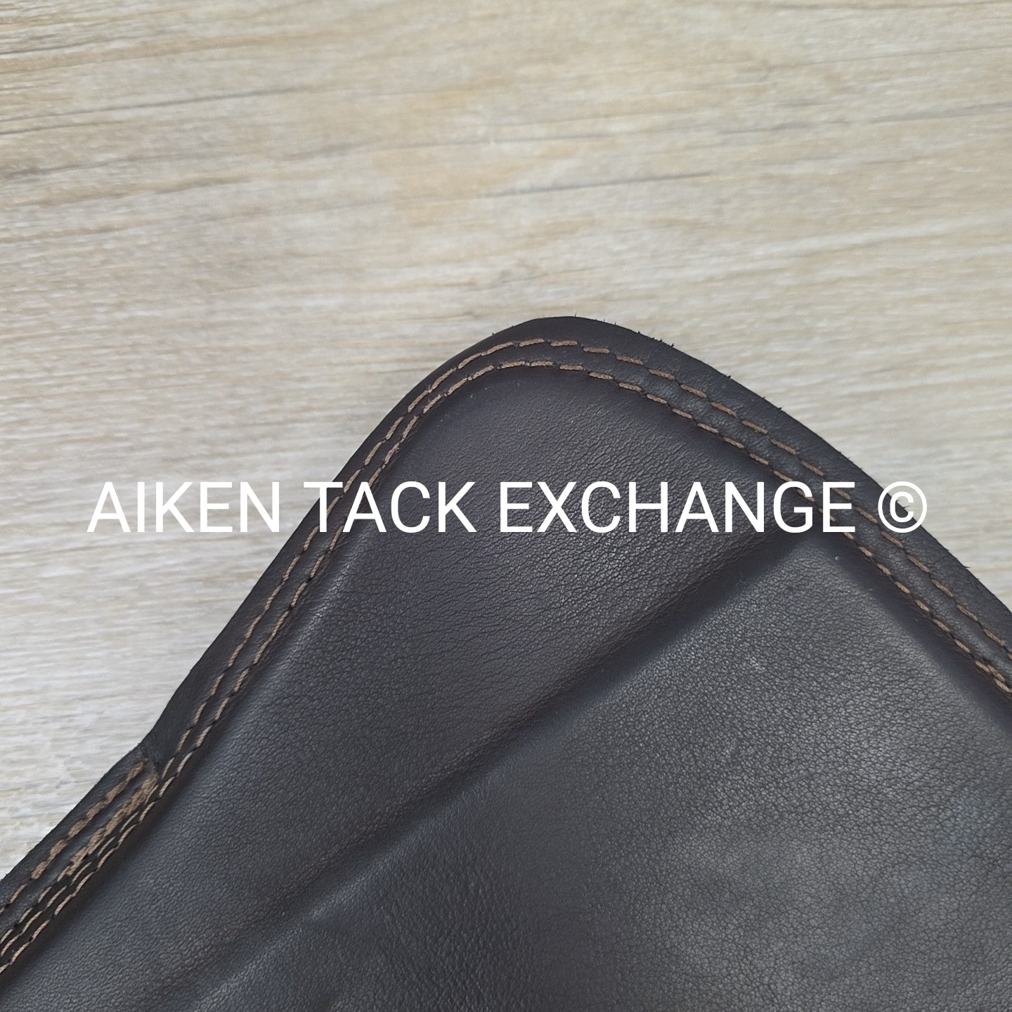 SaddleRight English Glove Leather Half Pad