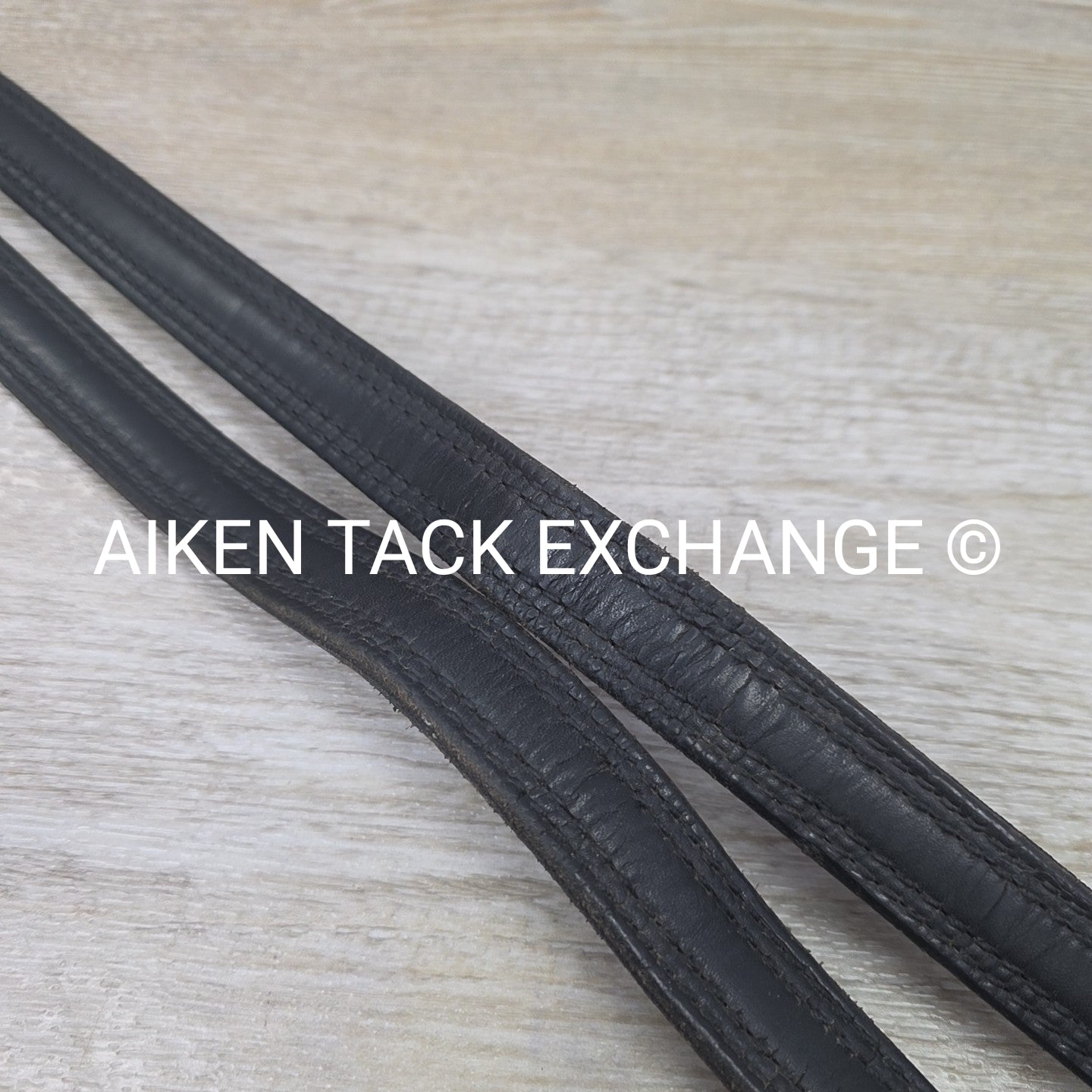 Nunn Finer Nylon Center Stirrup Leathers, Black, 54"