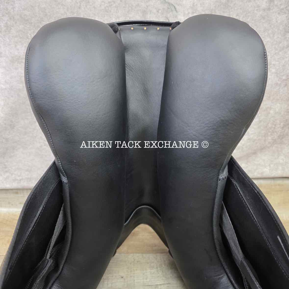 2022 MaxFlex Melina Pro Monoflap Dressage Saddle, 17" Seat, Flex Tree - Extra Wide (Adjustable), Wool Flocked Panels
