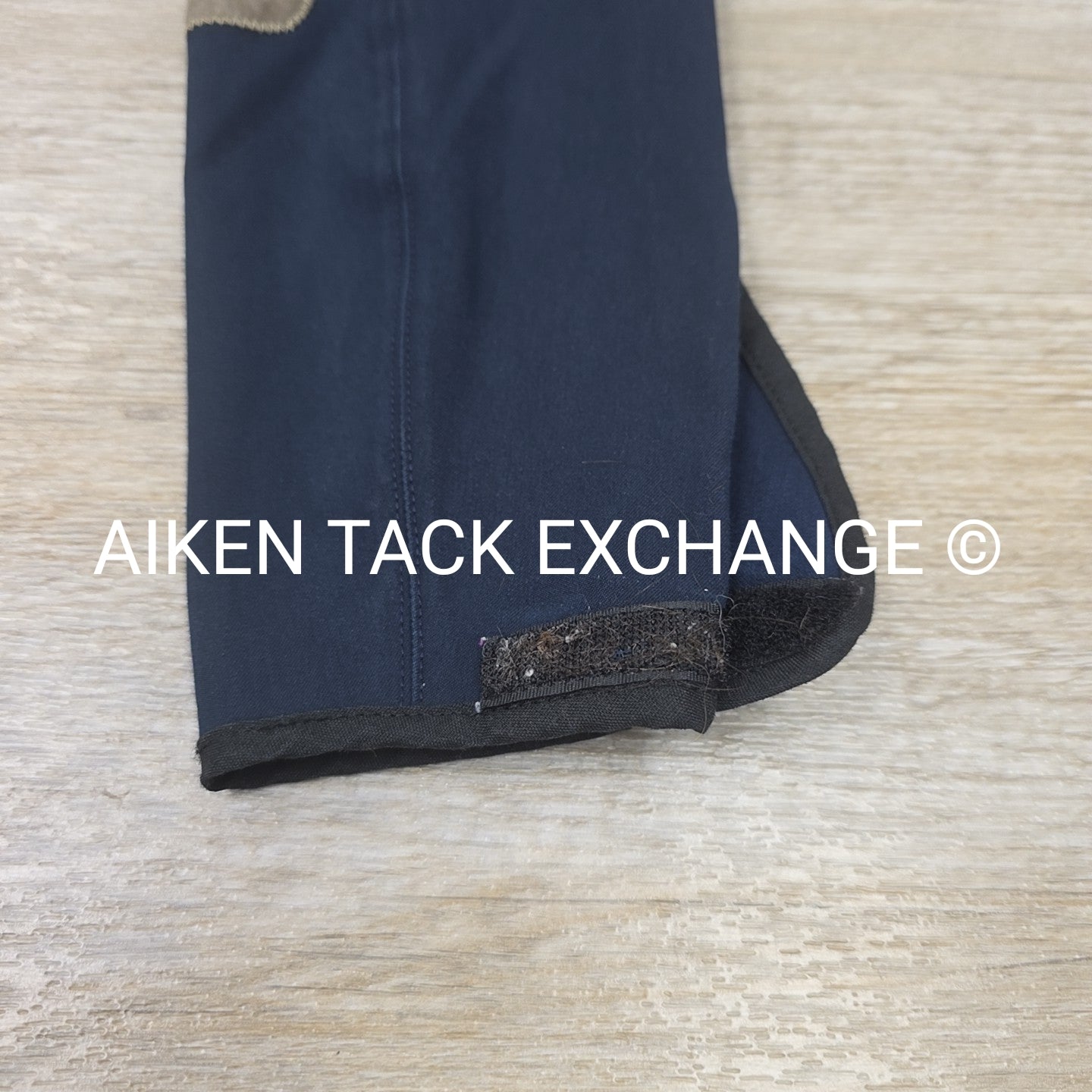 Tailored Sportsman Trophy Hunter Knee Patch Breeches, Size 16