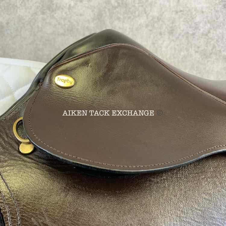 CJD Trophy Competitor XK Close Contact Jump Saddle, 17" Seat, Medium Tree, Foam Panels