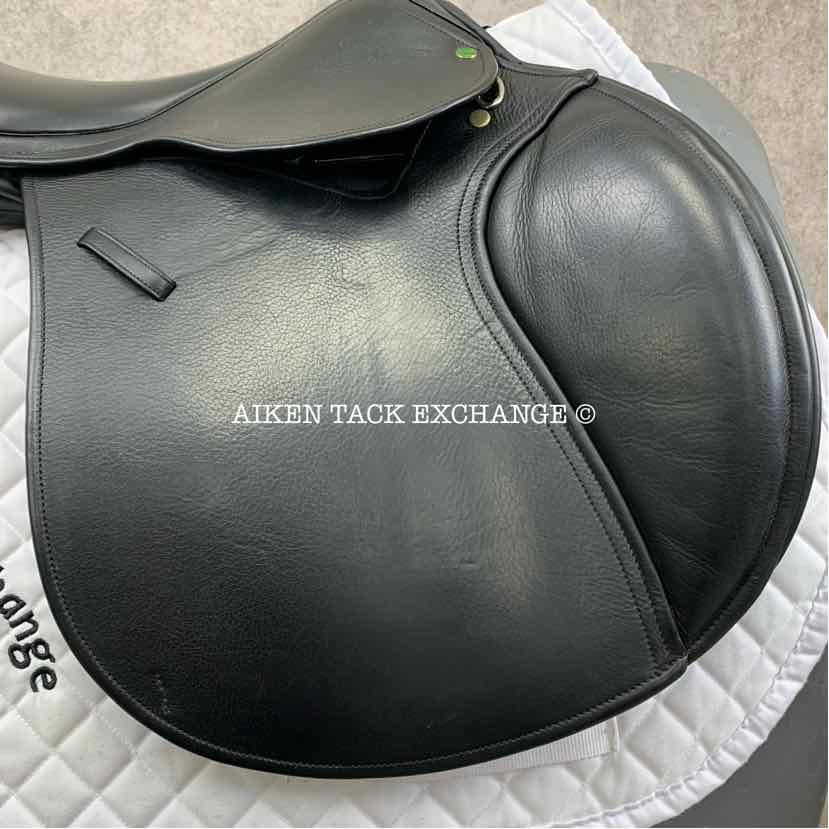 2011 County Innovation Jump Saddle, 17.5" Seat, Forward Flap, Medium Tree, Wool Flocked Skid Row Panels