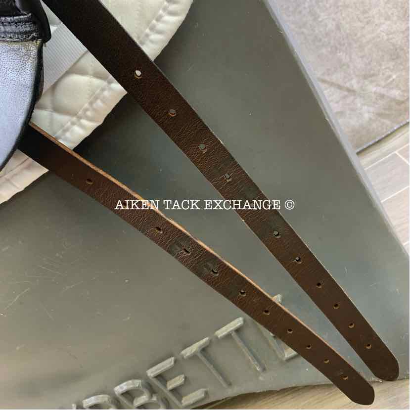 **SOLD** 2019 JRD Bella Dressage Saddle, 17.5" Seat, Medium Tree, Wool Flocked Panels