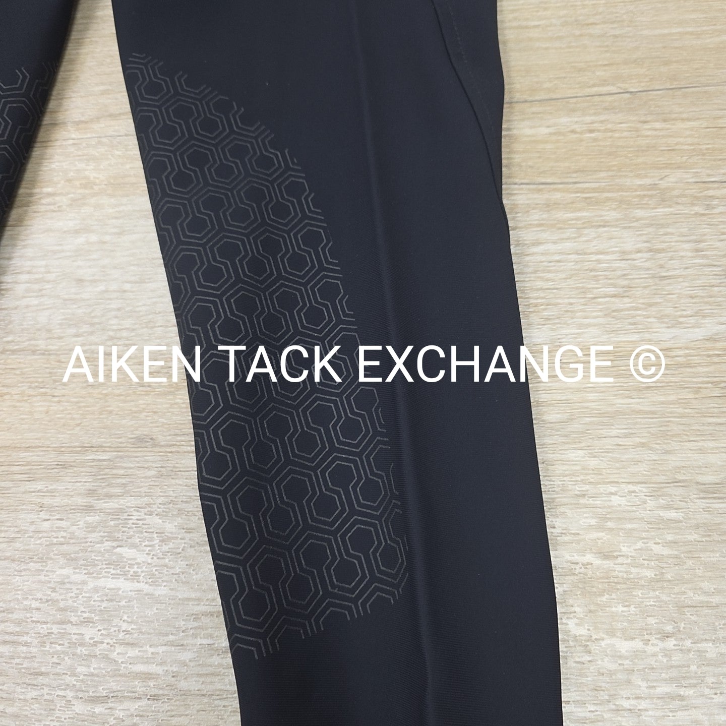 Ariat Tri Factor Silicone Grip Knee Patch Breeches, Size 22 L