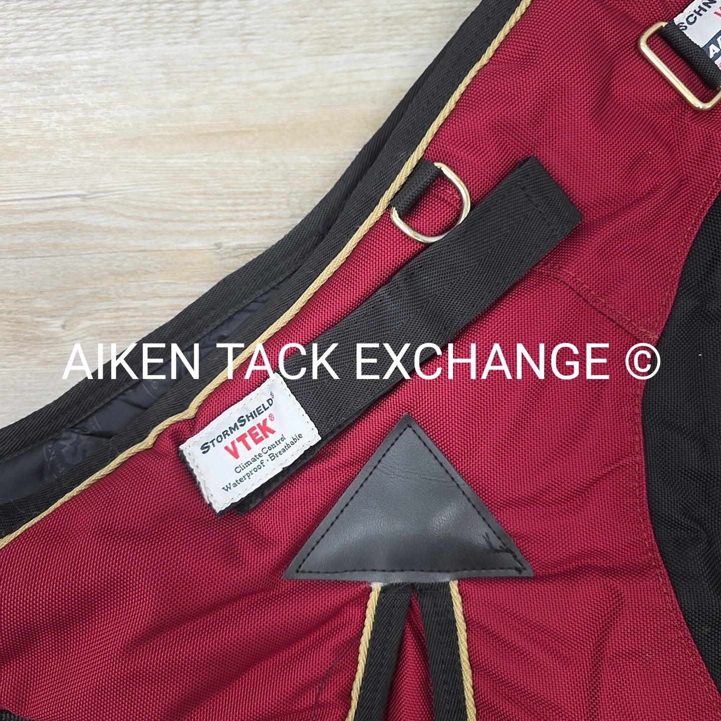 Schneiders VTEK Adjusta-Fit Heavy Weight Turnout Blanket, 84"