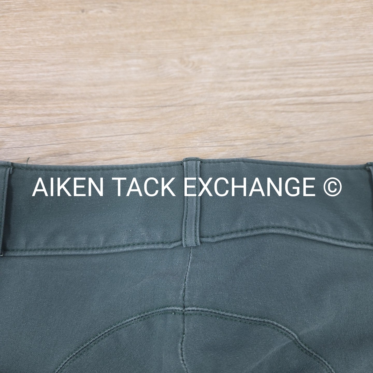 Tailored Sportsman Trophy Hunter Knee Patch Breeches, Size 32 R