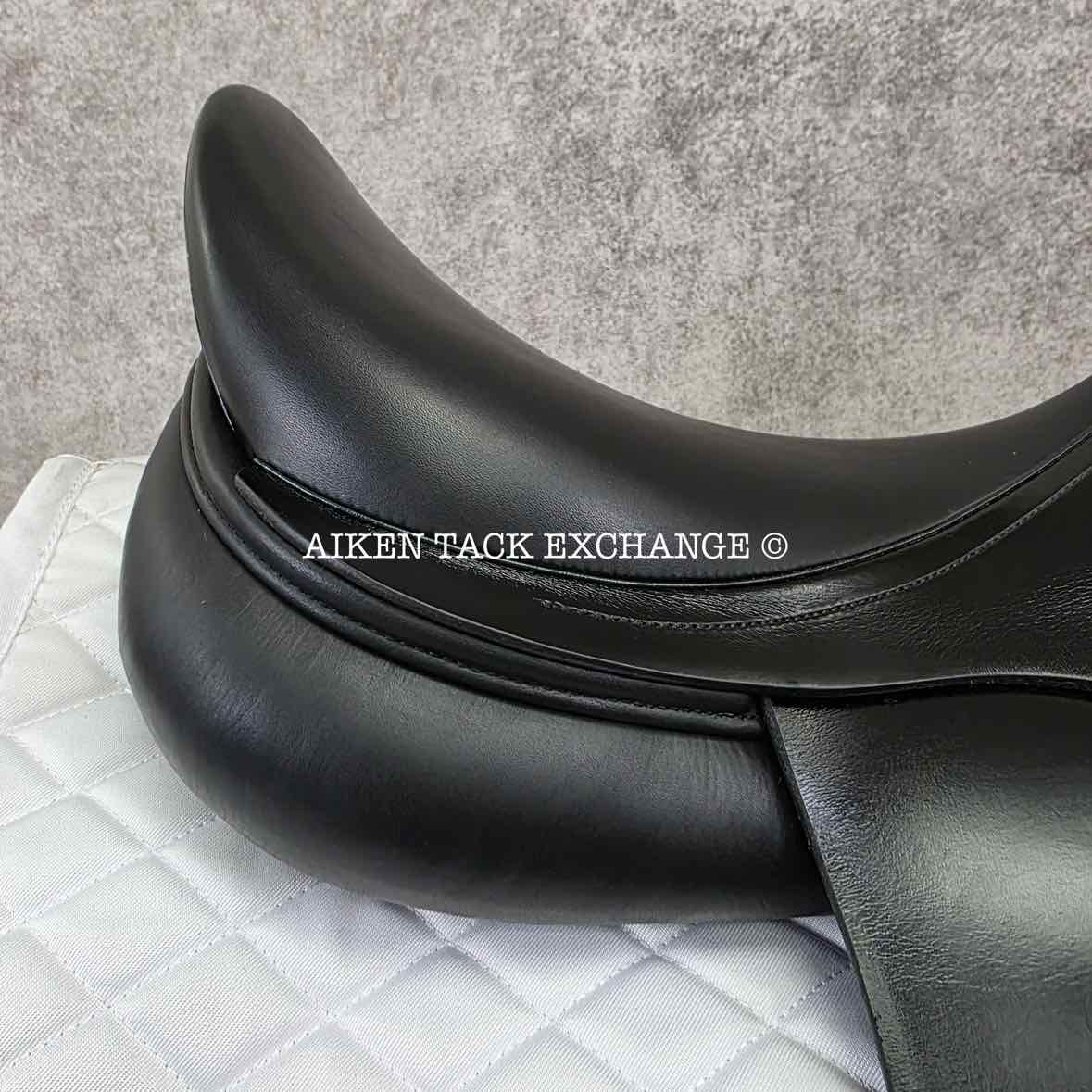 2014 Amerigo Vega Dressage Saddle, 17" Seat, Medium Wide, Wool Flocked Panels
