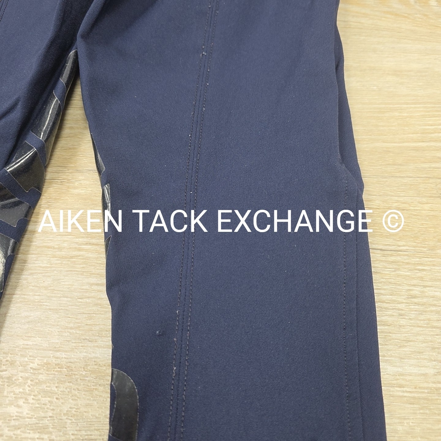 Struck Silicone Grip Knee Patch, Size 24